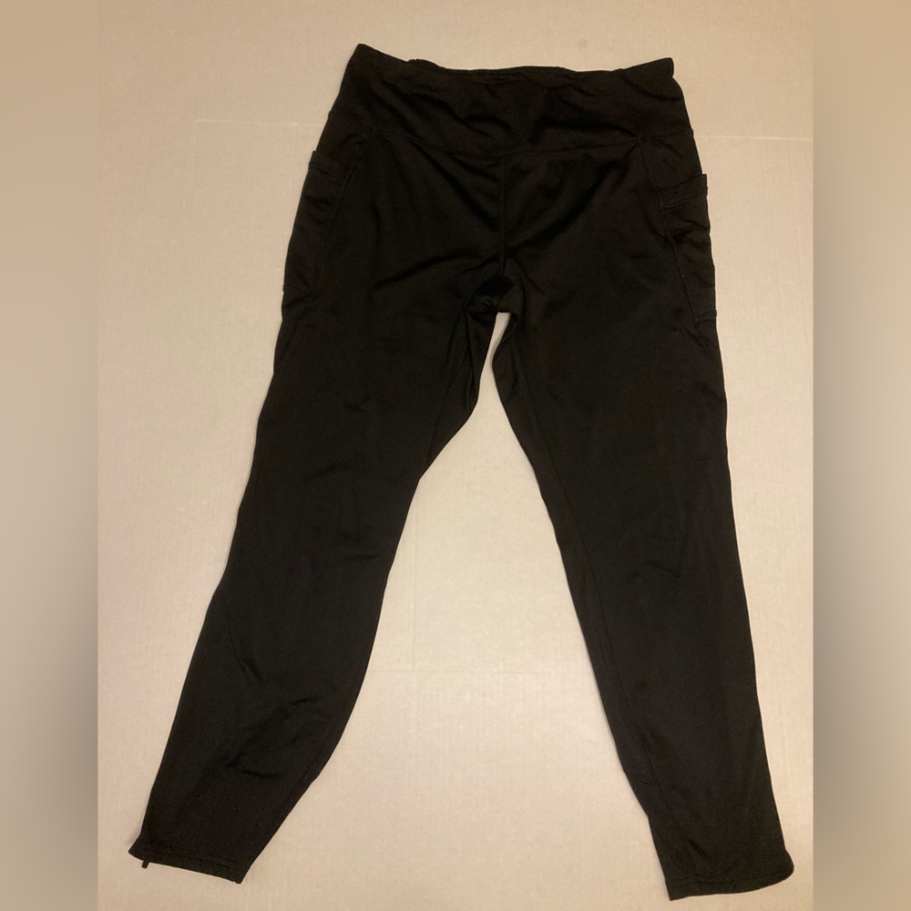 RBX Cropped Workout Leggings with Side and Waistband Pocket Size XL - Like New